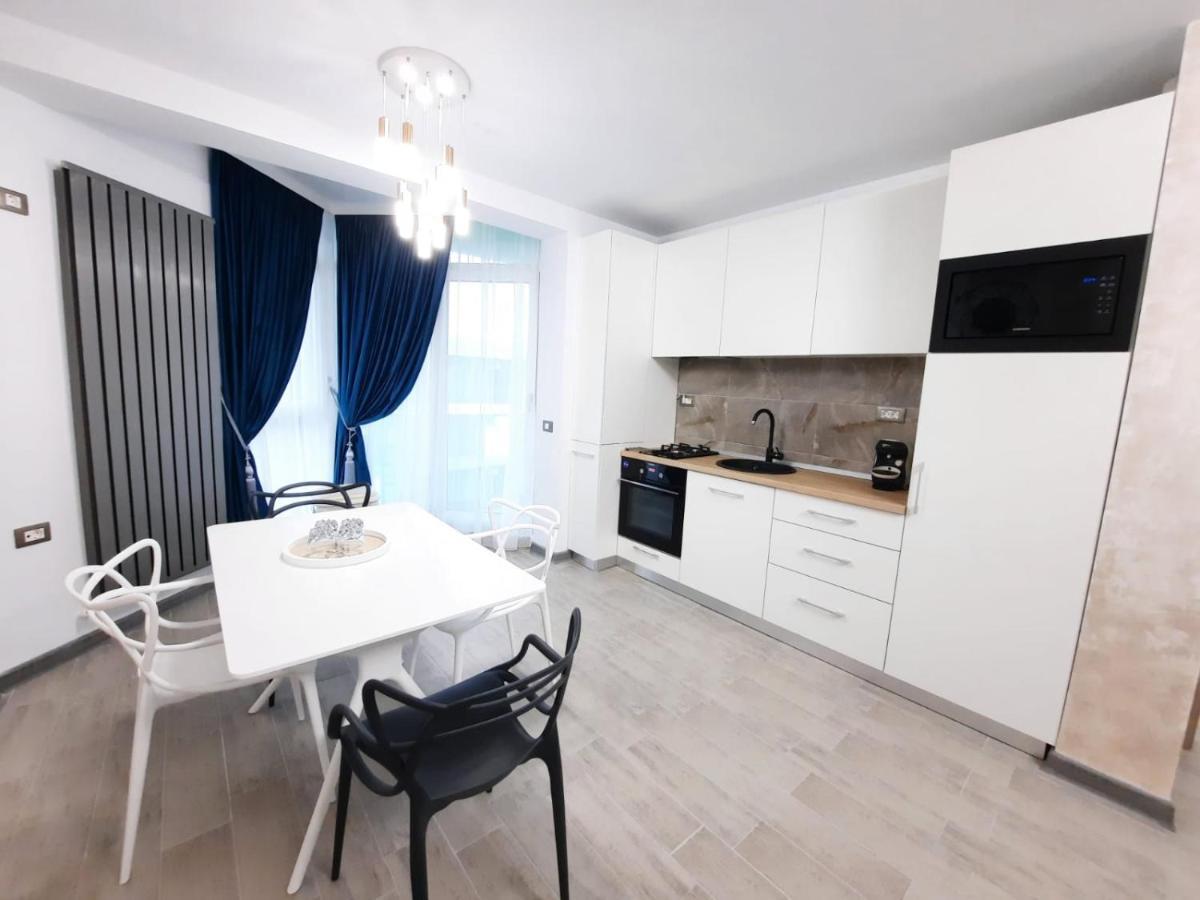 Apartament Rebeca Lux By Alezzi Beach Resort Năvodari Εξωτερικό φωτογραφία